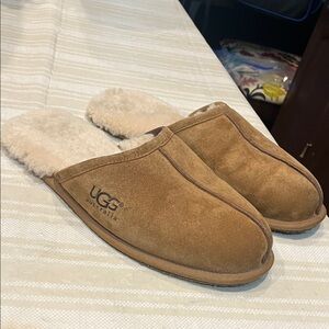 UGG Scuff Slippers size 12 men’s
